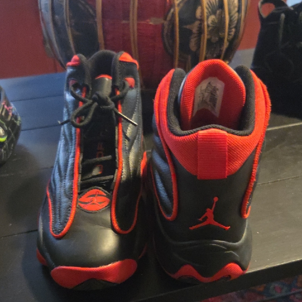 Nike Kids Black and Red Sneakers Jordans